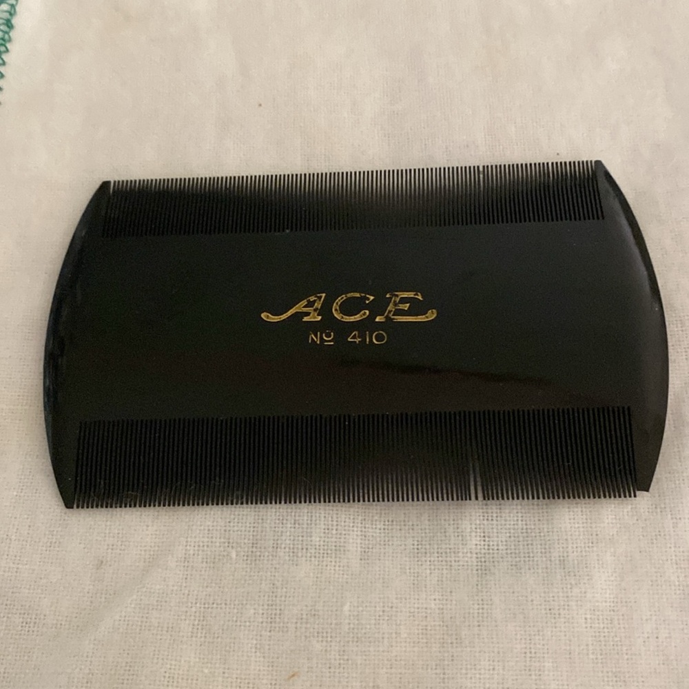 Ace #410 fine toothed comb.